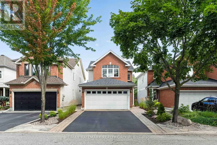 35 COLERIDGE STREET, Ottawa, Ontario K2C4E5