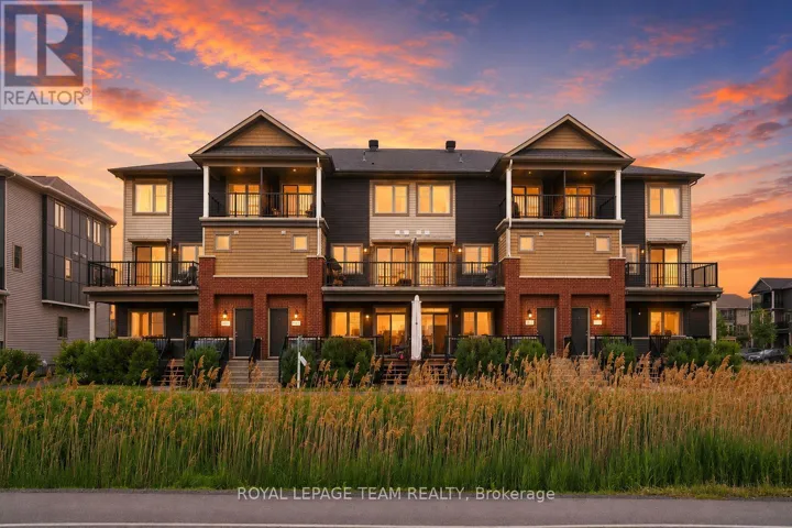 718 LAPLAND PRIVATE, Ottawa, Ontario K2V0S4