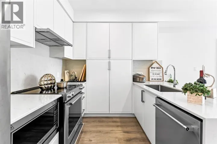 505 700 CLARKE ROAD, Coquitlam, British Columbia V3J0K5