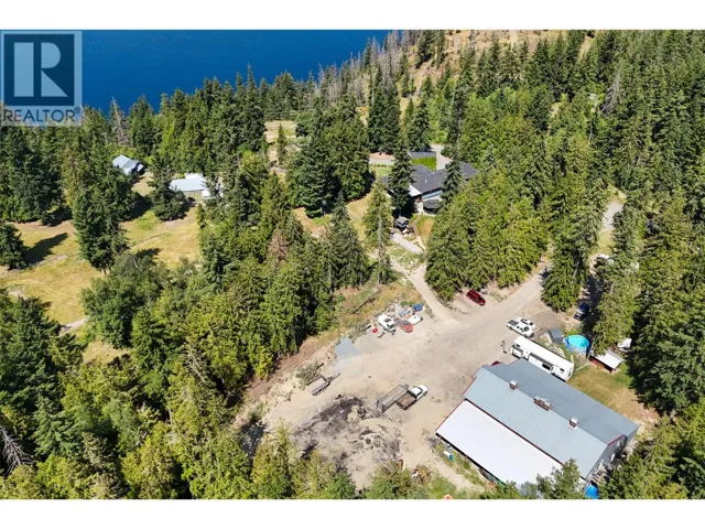 3045 Lindberg Road, Sorrento, British Columbia V0E2W1