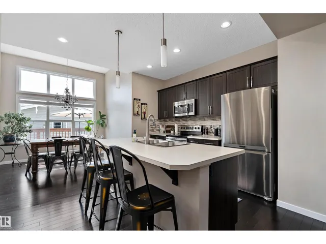 21915 99 AV NW, Edmonton, Alberta T5T4M5
