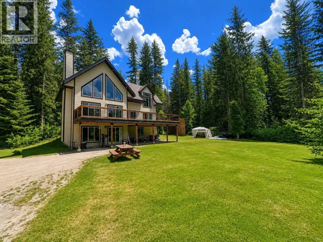 7475 6 Highway, Winlaw, British Columbia V0G2J0
