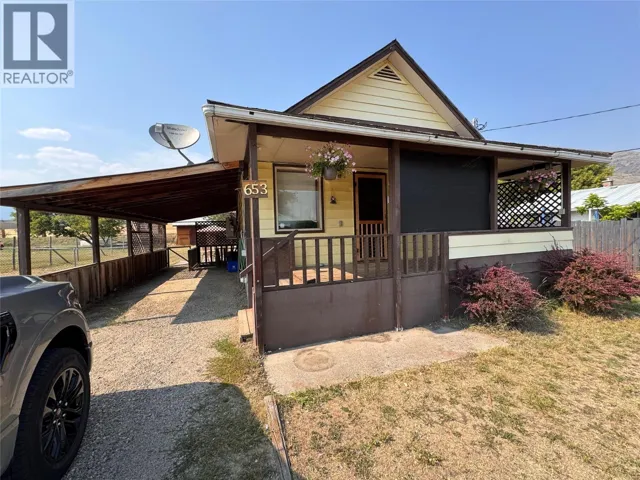 653 65th Avenue, Grand Forks, British Columbia V0H1H4