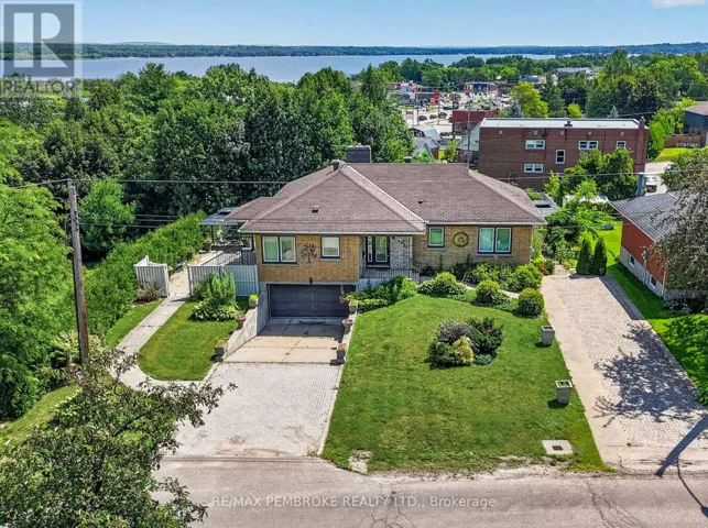 235 BROADVIEW DRIVE, Pembroke, Ontario K8A2A1
