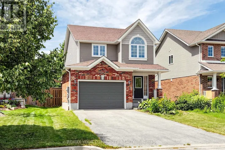 18 DAVIS STREET, Collingwood, Ontario L9Y0C9
