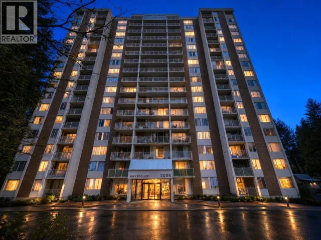 1205 2004 FULLERTON AVENUE, North Vancouver, British Columbia V7P3G8