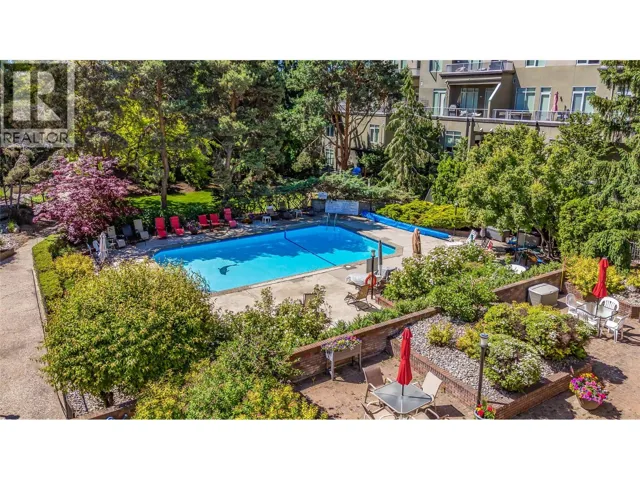 1056 Bernard Avenue Unit# 201, Kelowna, British Columbia V1Y8L7