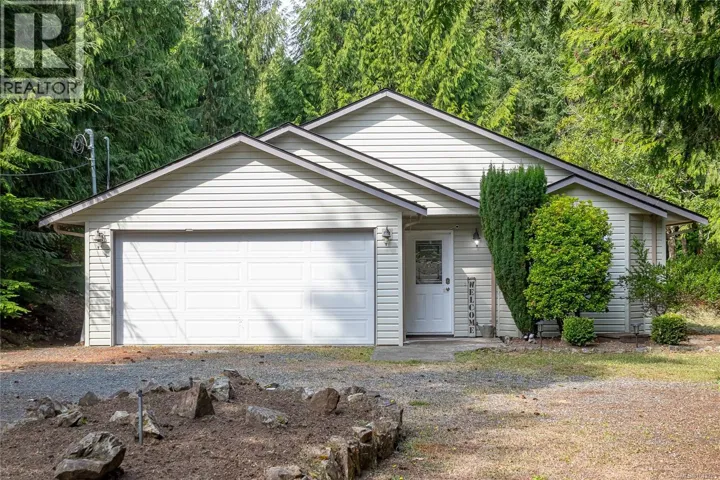 1567 Laura's Loop, Qualicum Beach, British Columbia V9K2S3
