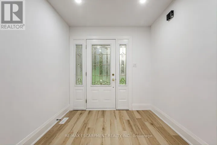 2104 MISSISSAUGA ROAD, Mississauga (Sheridan), Ontario L5H2K6