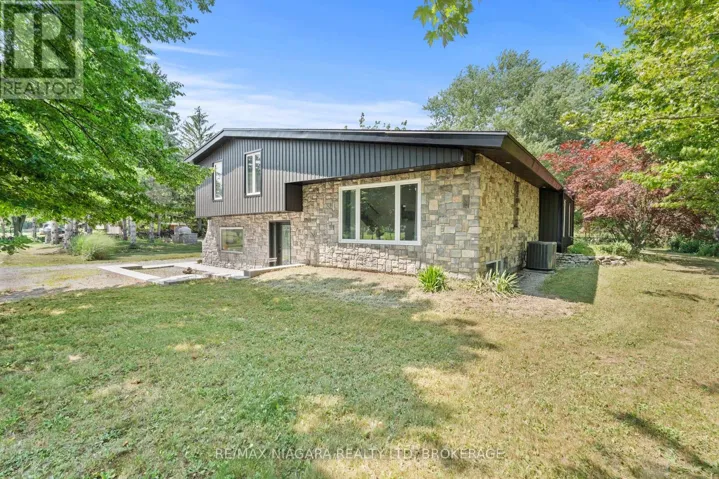 1546 NIGH ROAD, Fort Erie (Crescent Park), Ontario L2A5M4