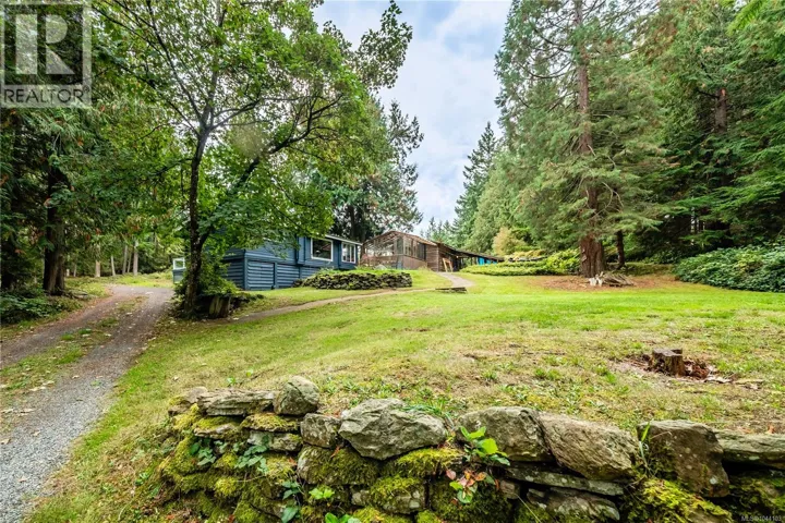 336 Hemlock Ave, Gabriola Island, British Columbia V0R1X1