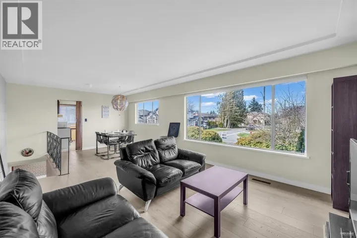 8620 CAMDEN CRESENT, Richmond, British Columbia V7C3G4