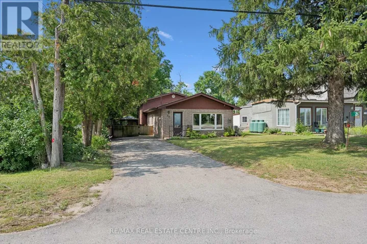 26 LAKE ROAD, Cambridge, Ontario N3C2V4