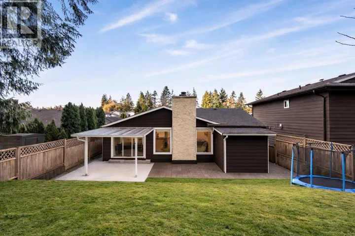 1230 BLUFF DRIVE, Coquitlam, British Columbia V3E1C1