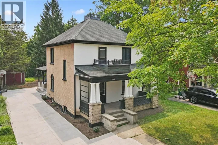 245 S LOWTHER Street S, Cambridge, Ontario N3H1Y6