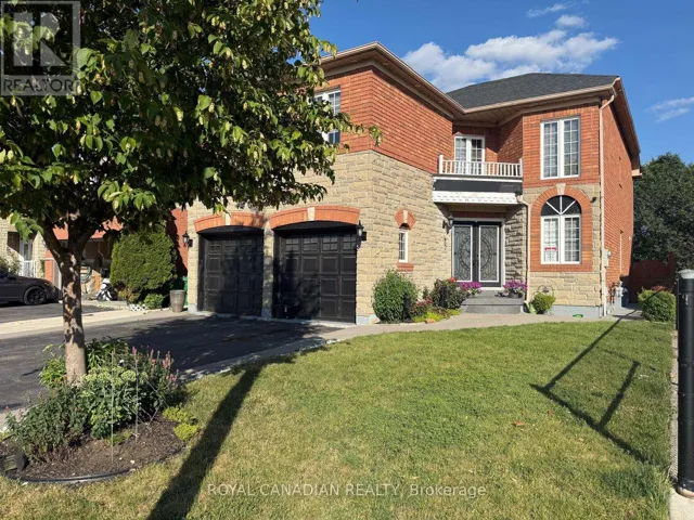 42 COBBLESTONE COURT, Brampton (Sandringham-Wellington), Ontario L6R2S2