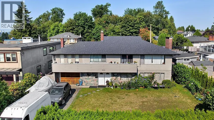 2231 CLIFF AVENUE, Burnaby, British Columbia V5A2L1