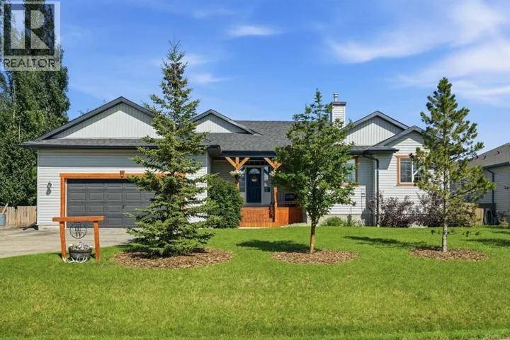 14 Lloyd Crescent NE, Langdon, Alberta T0J1X1