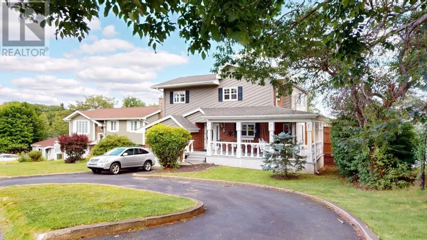 8 Glen Manor Drive, Dartmouth, Nova Scotia B3A3S5