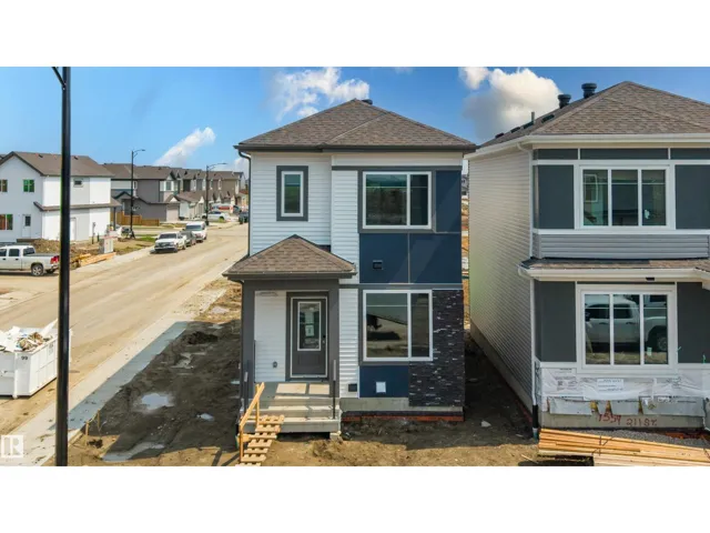 1563 211 ST NW, Edmonton, Alberta T6M3P1