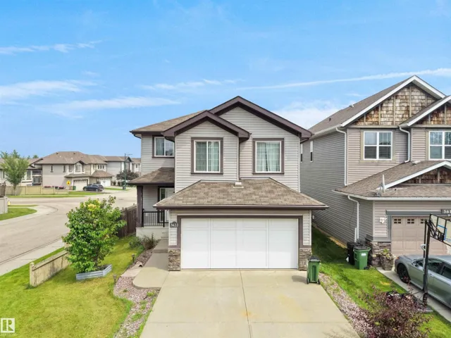 3623 15A ST NW, Edmonton, Alberta T6T0M4