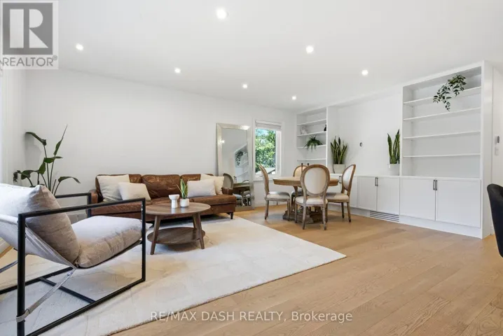 111 GORMAN PARK ROAD, Toronto (Clanton Park), Ontario M3H3K7
