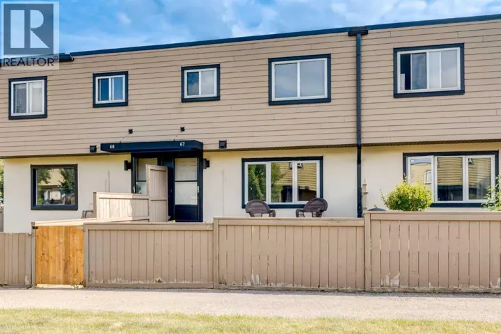 67, 3809 45 Street SW, Calgary, Alberta T3B1T3