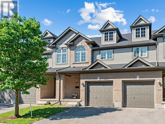 68 - 30 VAUGHAN STREET, Guelph (Clairfields/Hanlon Business Park), Ontario N1G0B8