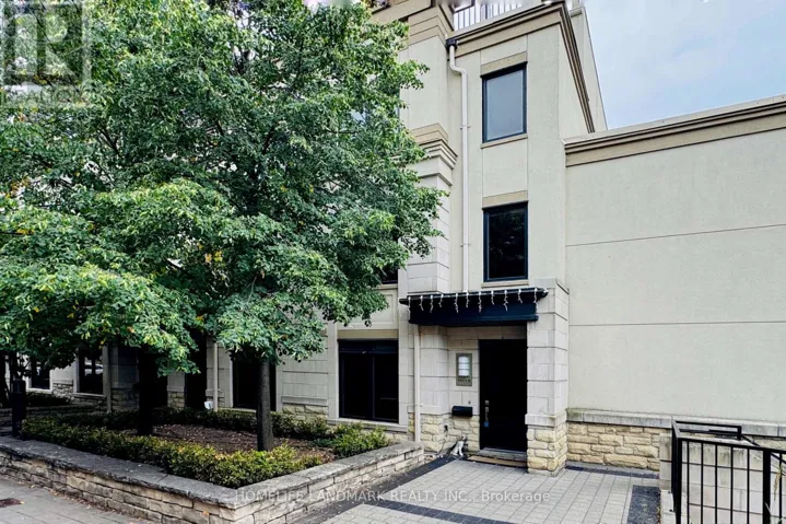 15 - 7 OAKBURN CRESCENT, Toronto (Willowdale East), Ontario M2N2T5