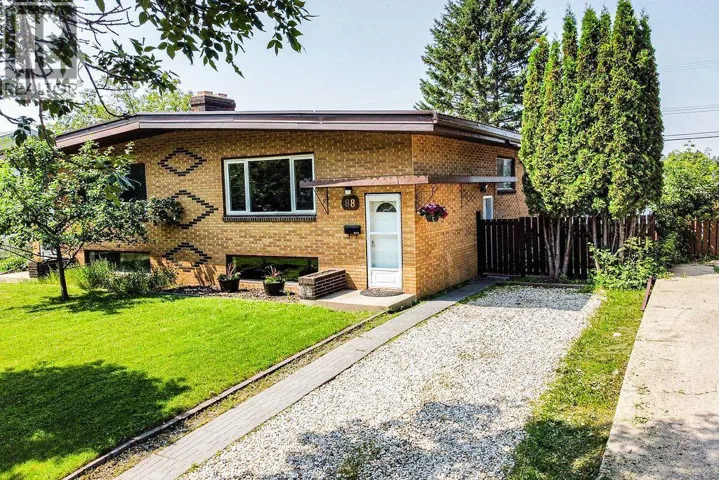 88, Mount Pleasant Drive, Camrose, Alberta T4V2M6
