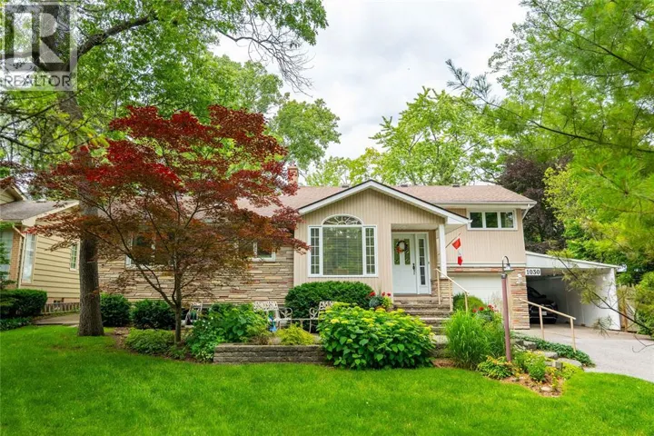 1030 EDGEWATER COURT, Sarnia, Ontario N7V3A9