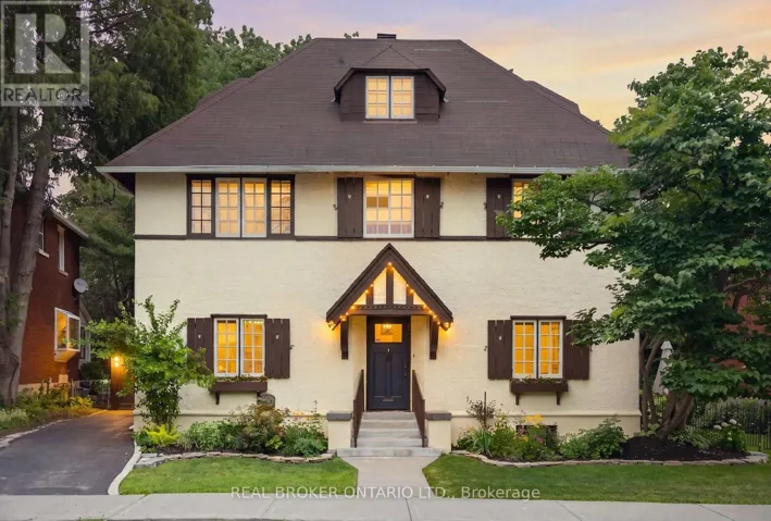17 LAKEVIEW TERRACE, Ottawa, Ontario K1S3H3