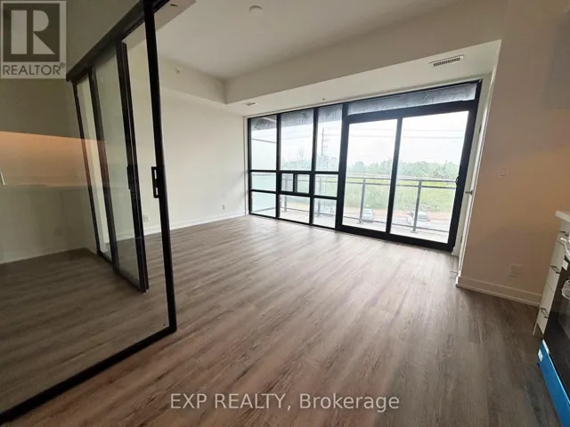 243 - 350 PRINCE CHARLES DRIVE, Welland (Broadway), Ontario L3C7B3