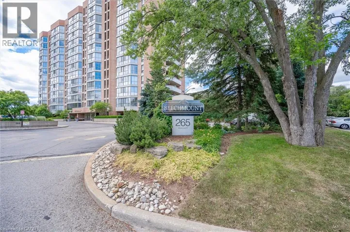 265 WESTCOURT Place Unit# PH04, Waterloo, Ontario N2L6E4