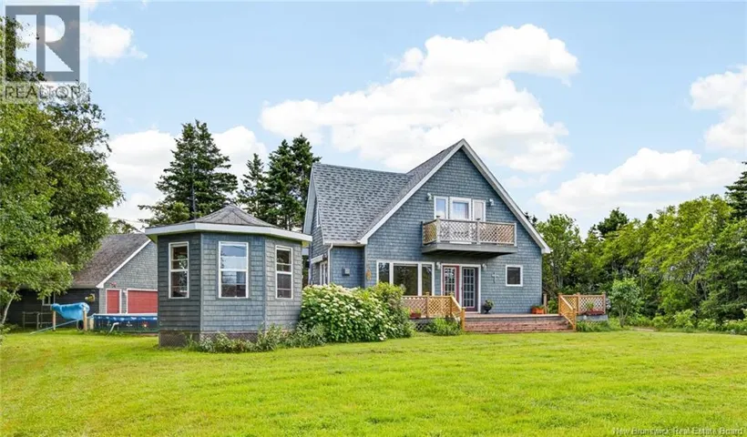 51 Allee Des Arts, Bas Cap Pele, New Brunswick E4N1R1