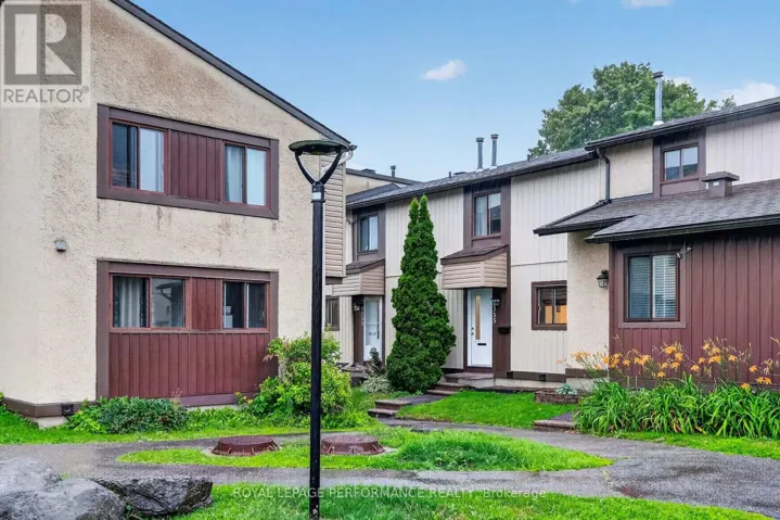 1335 BETHAMY LANE, Ottawa, Ontario K1J8P3