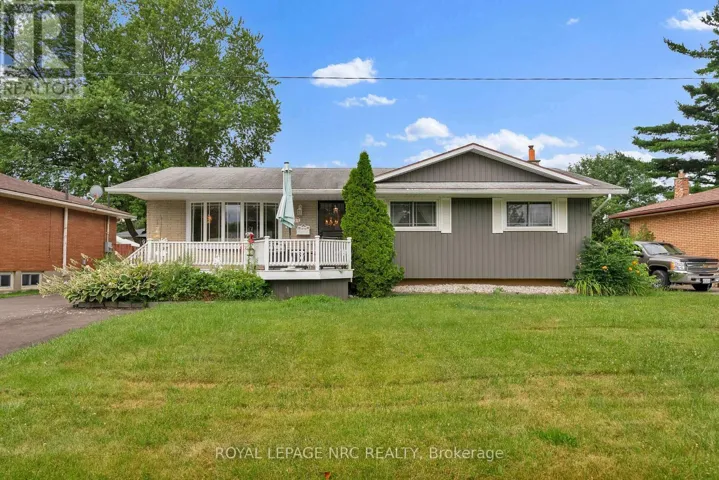 8415 PARKWAY DRIVE, Niagara Falls (Chippawa), Ontario L2G6W8
