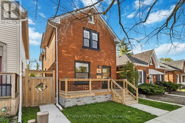 69 ST PAUL AVENUE, Brantford, Ontario N3T4E7
