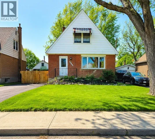 274 EAST 38TH Street, Hamilton, Ontario L8V4G3