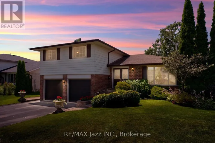 802 FERNDALE STREET, Oshawa (Northglen), Ontario L1J5L7
