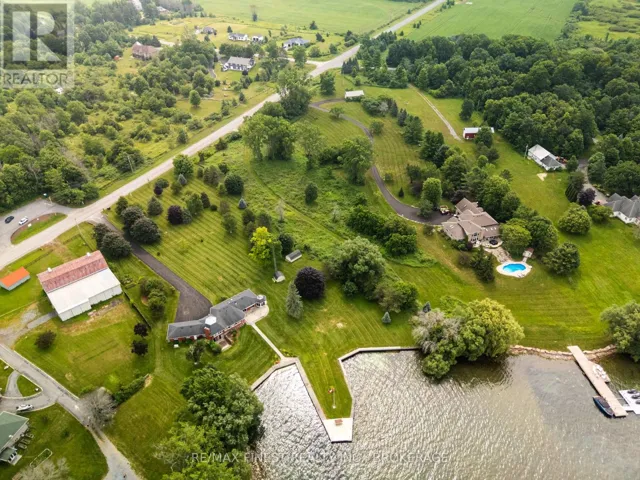 40 HOWE ISLAND FERRY ROAD, Frontenac Islands (Howe Island), Ontario K7L4V1