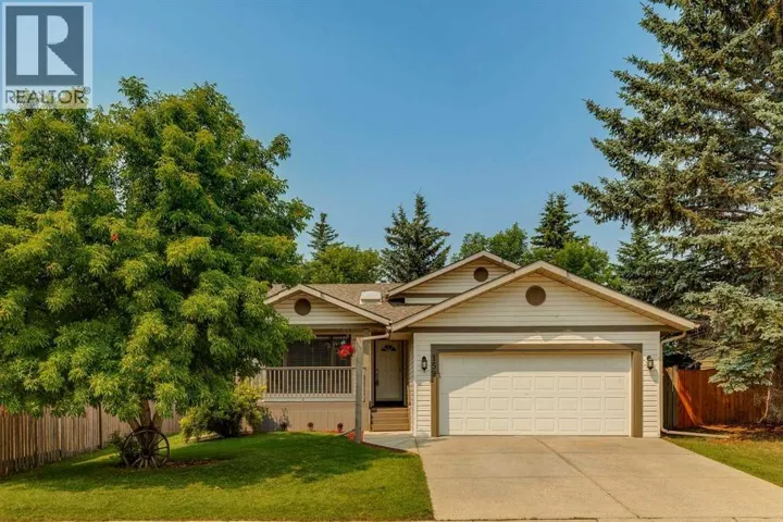 159 Woodbend, Okotoks, Alberta T1S1M7