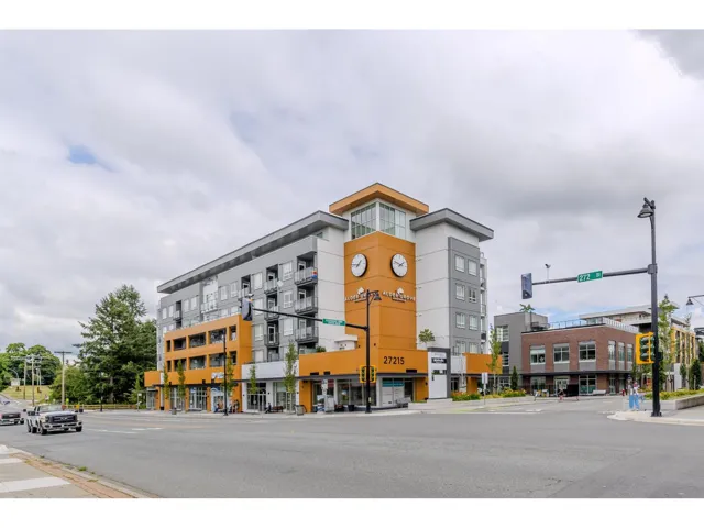 307 27215 ALDERGROVE TOWN CENTRE DRIVE, Langley, British Columbia V4W3N7
