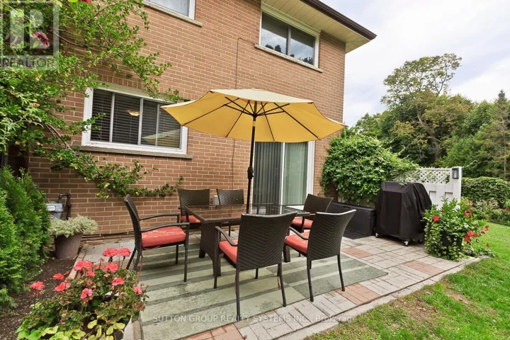 LOWER LEVEL OF THE HOUSE - 3174 TAVITON COURT, Mississauga (Applewood), Ontario L4X2K1