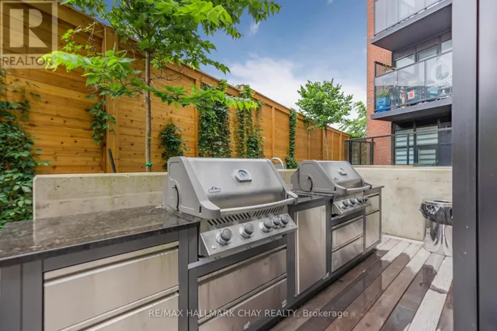 110 - 2300 ST. CLAIR AVENUE W, Toronto (Junction Area), Ontario M6N1K8