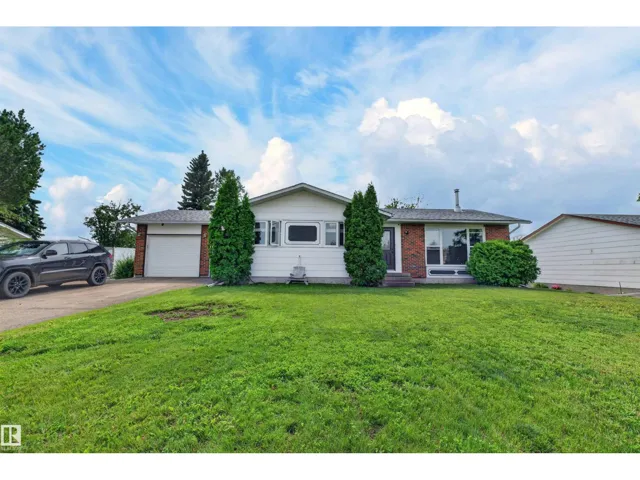 5219 55 AV, Mundare, Alberta T0B3H0