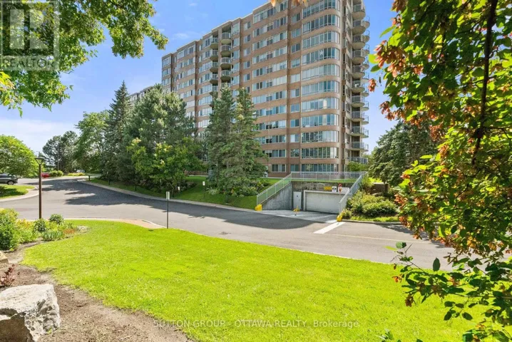 100 GRANT CARMAN DRIVE, Ottawa, Ontario K2E8B8