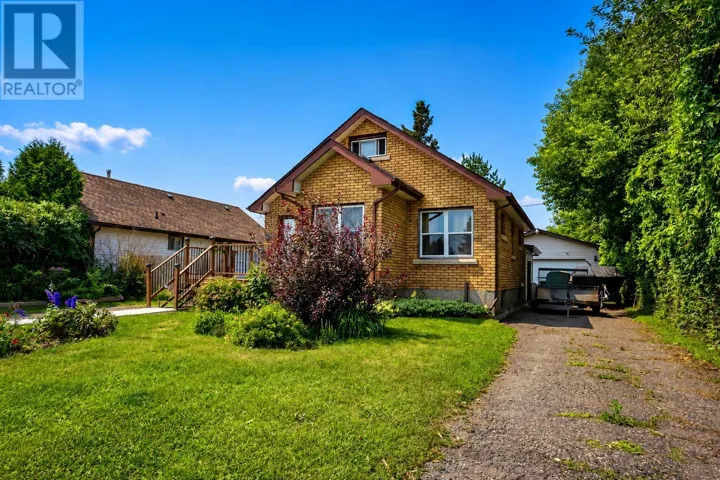 1117 Mountdale AVE, Thunder Bay, Ontario P7E3A2