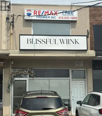 MAIN FLOOR - 2879 DUFFERIN STREET, Toronto (Yorkdale-Glen Park), Ontario M6B3S5