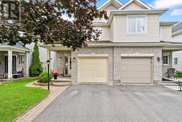 9 ALAMEDA WAY, Ottawa, Ontario K2J4Z3